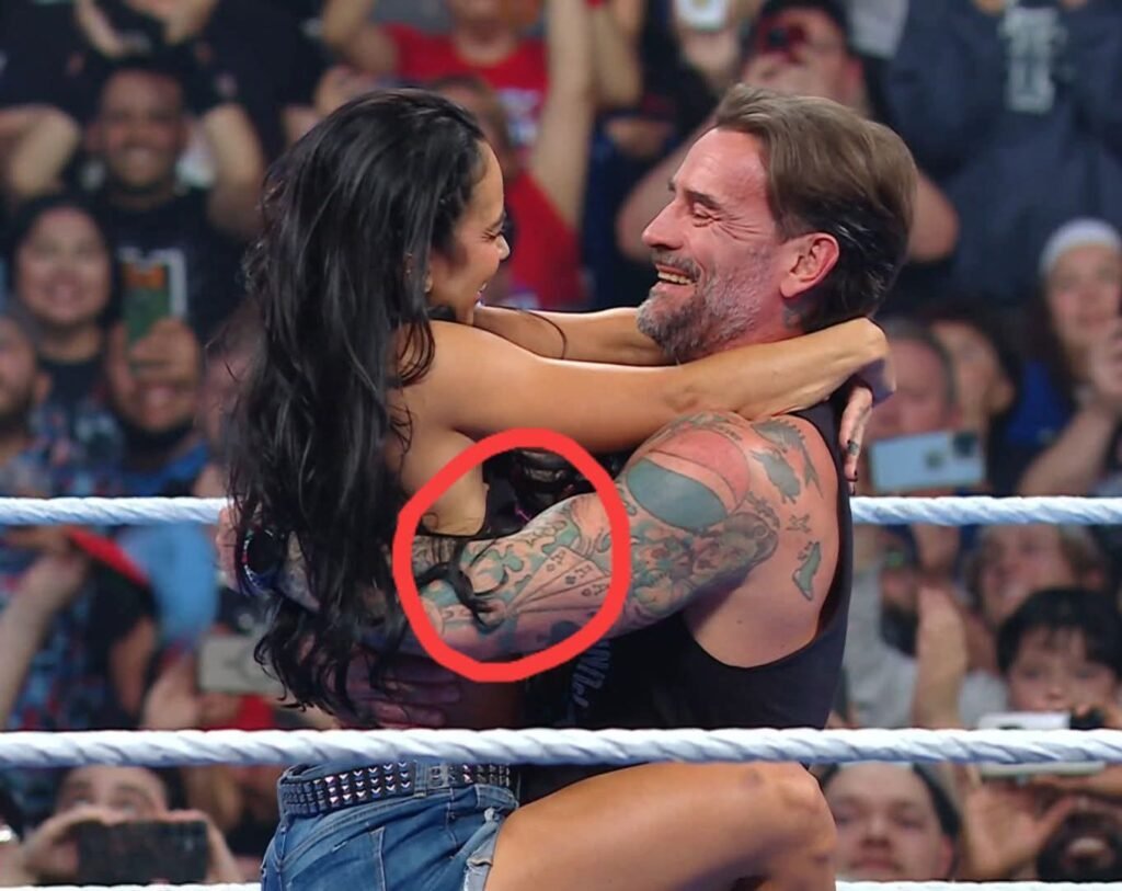 AJ Lee’s Shocking WWE Return: CM Punk and AJ Lee Create Viral Buzz in the Ring